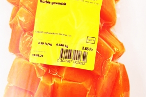 Kürbis gewürfelt